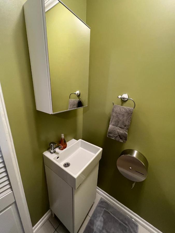 Private La Bedroom W Private Half-Bathroom - Ac - Wifi - Private Fridge -Smart Tv Лос-Анджелес Экстерьер фото